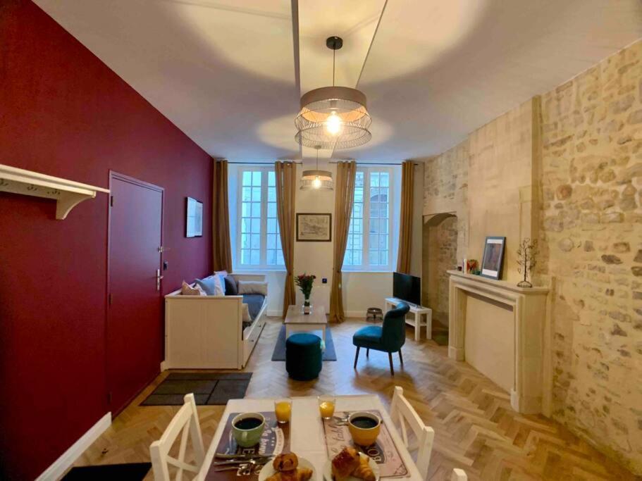 Hello Bayeux - Confort Dans Le Coeur De La Ville Ngoại thất bức ảnh